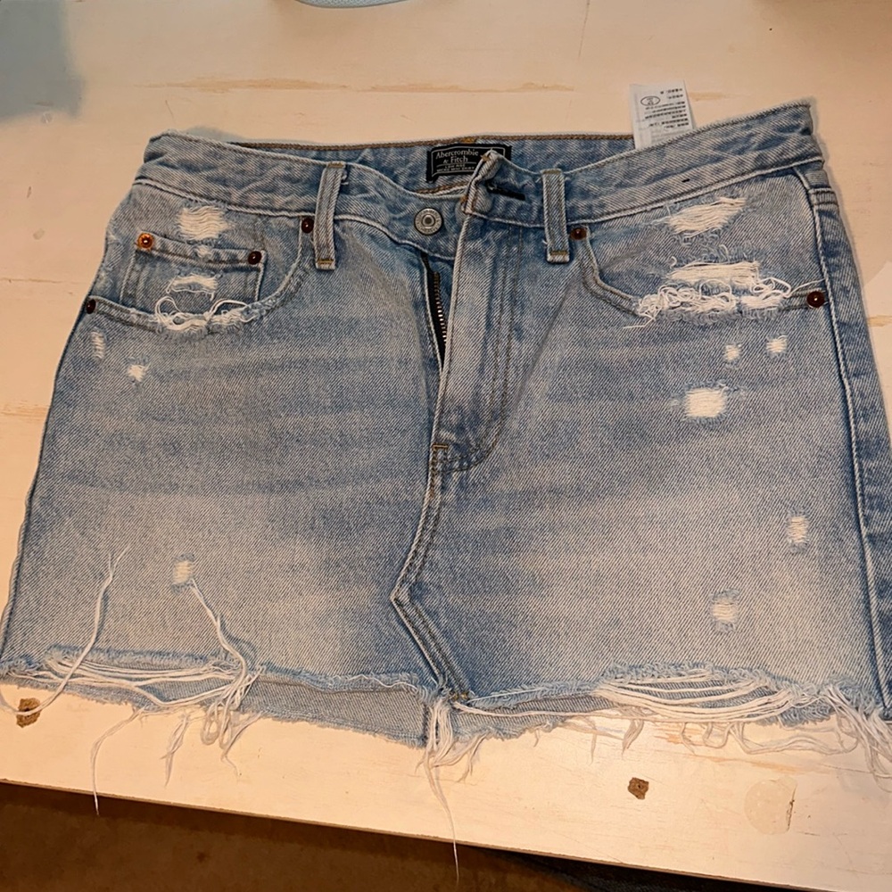 Abercrombie and Fitch denim skirt size 27